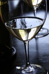 wine-glass-white